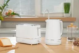 Електрочайник Ardesto Timeless Elegance Otter 1.7 л білий матовий (EKL-450W) - мініатюра 2