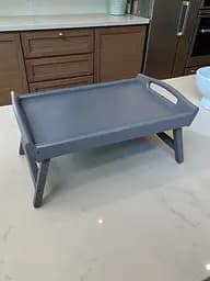 Складаний кавовий столик для сніданку в ліжко сірий 42×28×17 см №4 - мініатюра 3