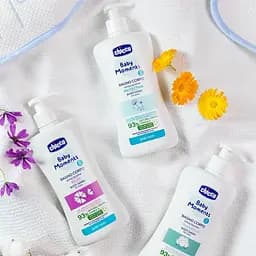 Гель для купання Chicco Baby Moments Без сліз з календулою 750 мл (10581.00) - мініатюра 4