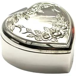 Шкатулка для прикрас сердечко 8х7.5х3.5 см срібло (2047lq)