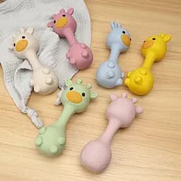 Силіконовий гризунець-брязкальце Cheeks «Жираф» 2 в 1 темно рожевий — перший м’який друг вашого малюка - мініатюра 5