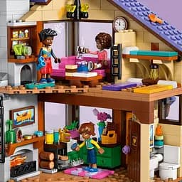 Конструктор LEGO Friends Затишний лісовий будиночок для осіннього відпочинку (42705) - мініатюра 11