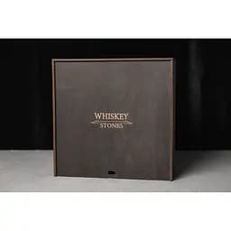 Подарунковий набір віскі Whiskey Stones з камінням для віскі в дерев'яному пеналі №3 + декантер і 2 склянки + щипці + мішечок - мініатюра 8