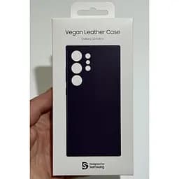 Оригінальний шкіряний чохол Samsung Vegan Leather Case для Samsung Galaxy S24 Ultra Dark Violet GP-FPS928HCAVW SM-S928 - мініатюра 2