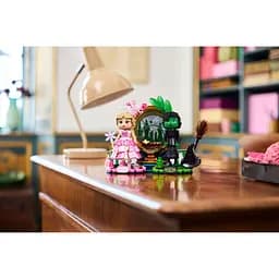 Конструктор LEGO Wicked​ Фігурки Ельфаби й Ґлінди 558 деталей (75682) - мініатюра 5
