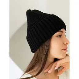Жіноча в'язана шапка біні класік 20% вовна з відворотом Чорний