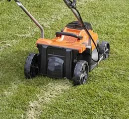 Газонокосарка акумуляторна Black+Decker BCMW3336L2 - мініатюра 7