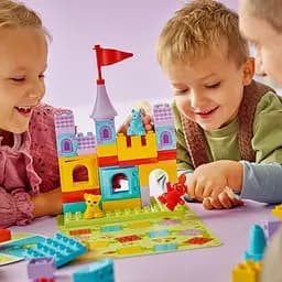 Конструктор LEGO DUPLO Town Гра «Замок Хопсі» 47 деталей (10450) - мініатюра 17