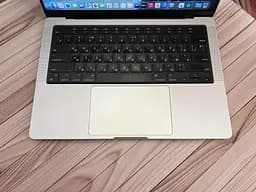 Ноутбук Apple MacBook Pro 14" 2021 M1 Pro/32GB/512GB (MXMXWWWK9P-1) Б/в - мініатюра 2