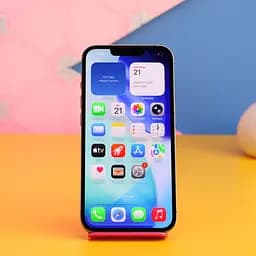 Смартфон Apple iPhone 13 Pro 128GB Gold (MLVC3) Б/В [164142]