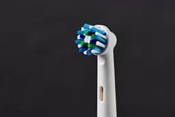 Електрична зубна щітка Oral-b Smart 4 CrossAction White - мініатюра 6