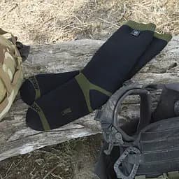 Шкарпетки DexShell Trekking водонепроникні XL з зеленою смужкою - мініатюра 7