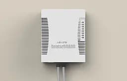 Маршрутизатор MikroTiK hEX PoE 5xGE/PoE, 1xSFP, 1xUSB, RouterOS L4 - мініатюра 4