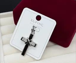 Хрестик універсальний для жінок Xuping медичне золото бутюжерія прикраса кулон на шию під срібло