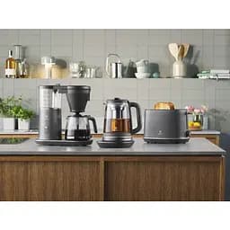 Електрочайник Electrolux 1.7 л Strix метал підтримка температури чорний матовий kuh0015323 - мініатюра 3