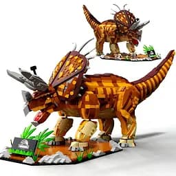 Конструктор Трицератопс на 2116 деталей (T2013)