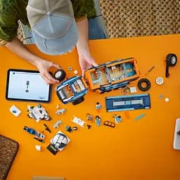 Конструктор LEGO City Арктична дослідницька вантажівка з науковою лабораторією 1064 деталі (60471) - мініатюра 13