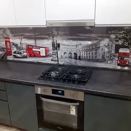 Кухонний фартух Тауерський міст для кухні наклейка ПВХ Лондон Англія Сірий 60х200 см Happy Pocket Z180431 - мініатюра 10