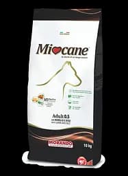 Сухий корм для собак середніх порід Morando MioCane Adult з ягням 10кг