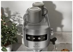 Кавоварка еспресо E6EC1-6ST Electrolux teh0022779 - мініатюра 6