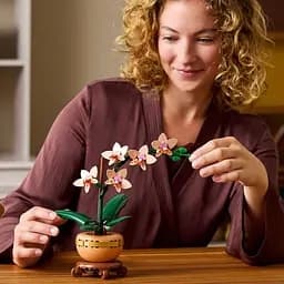 Конструктор LEGO Botanicals Міні орхідея 274 деталі (10343) - мініатюра 15
