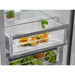 Холодильник Electrolux з нижн. мороз. холод.відд. 244 л мороз.відд. 94 л А+ NF інв. диспл внутр. чорний+скло - мініатюра 7