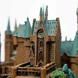 Статуетка Harry Potter Hogwarts School Sculpture (Гаррі Поттер) - мініатюра 6