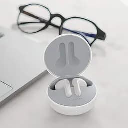 Навушники LG TONE Free FN7 True Wireless ANC UVnano IPX4 White (HBS-FN7.ABRUWH) - мініатюра 10