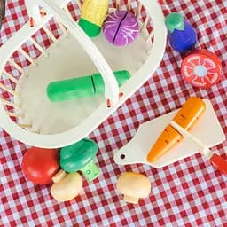 Ігровий набір New Classic Toys Кошик з овочами (10589) - мініатюра 5