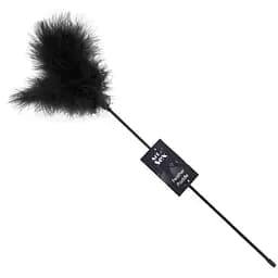 Щекоталка черная Art of Sex - Feather Paddle, перо молодого индюка