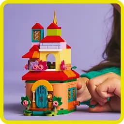 Конструктор LEGO Disney Мінібудинок Енканто 186 деталей (43261) - мініатюра 7