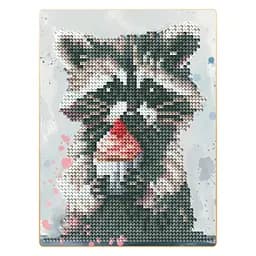 Алмазна мозаїка "Єнот з капкейком" Brushme DM3008 з мольбертом 17х22,5 см