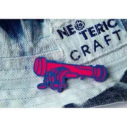 Значок NeoTeric Craft "Джавелін" Рожевий (2000989114451)