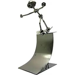 Техно-арт "скейтбордист" метал 26х13х13 см (q200)