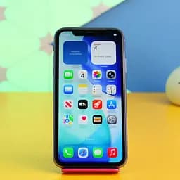 Смартфон Apple iPhone 11 64GB Purple (MWLC2) Б/В