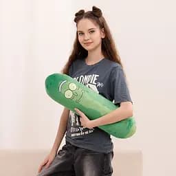 Декоративна подушка WP Merchandise Rick and Morty Огірок Рік (FRMPIKPIL22GN0004) - мініатюра 4