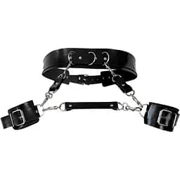 Кожаный пояс с наручниками Art of Sex - Kasta, Черный XS-M