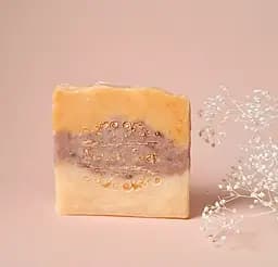 ЕКО мило Svich Shop з куркумою, червоною глиною і цитрусовим ароматом 85 г