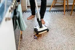 Машина для миття підлоги Karcher ручна FC 2-4 - мініатюра 8