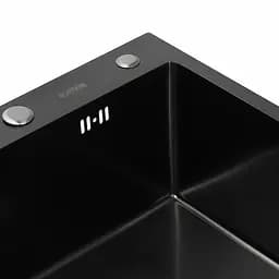 Кухонна мийка Platinum Handmade 50x50 PVD чорна (сифон круглий чорний 3.0/0.8) - мініатюра 5