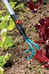 Комплект Gardena Combisystem культиватор 9 см та граблі 30 см 12 зубців з рукояткою (03004-20.000.00) - мініатюра 14