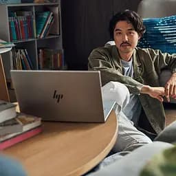 Ноутбук HP Envy 17, Ultra 7 155U, 32GB, 1TB, сенсорний, 3050,396x258,6x19,6mm,2,49kg - мініатюра 3