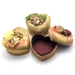 Скринька тканина сердечко 11х10х7 см (118-301)