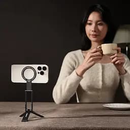 Тримач телефона Ulanzi MA60 Foldable Magnetic Phone Tripod (Pink) - мініатюра 7
