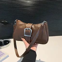 Жіноча сумка кросбоді через плече з екошкіри Lilly P2-8577-1DB Темно-коричнева - мініатюра 2