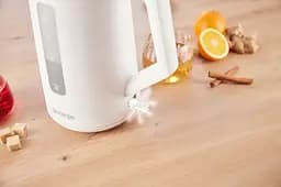 Електрочайник Gorenje 1.7 л Strix контроль білий матовий kuh0015344 - мініатюра 4