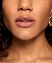 Ультраматова помада для губ L’Oréal Paris Color Riche The Nudes, відтінок 02 (No cliche), 4 г (А9877700) - мініатюра 3