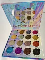 Набір гліттерів для повік Huda Beauty My Heart Give You 16 відтінків