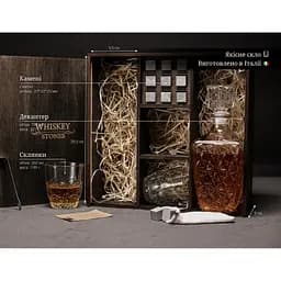 Подарунковий набір віскі Whiskey Stones з камінням для віскі в дерев'яному пеналі №3 + декантер і 2 склянки + щипці + мішечок - мініатюра 6