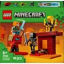 Конструктор LEGO Minecraft Битва с лавой в Незере 99 деталей (21266)